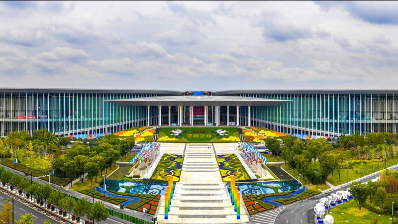 演出舞台搭建：揭秘厂家直销背后的关键要素